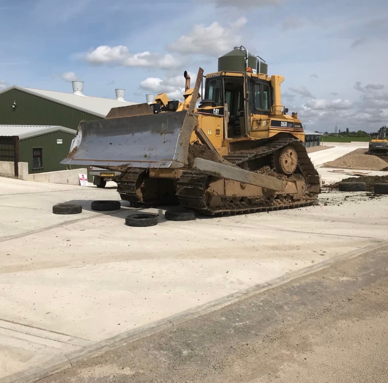 CAT D6R Dozer